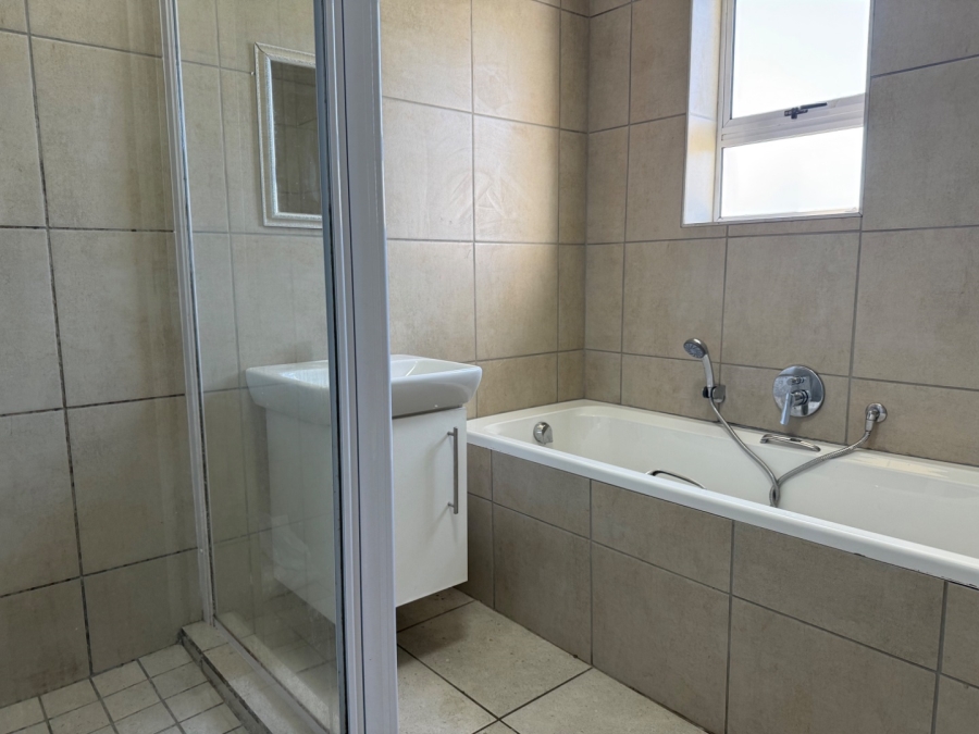 2 Bedroom Property for Sale in Parsonsvlei Eastern Cape
